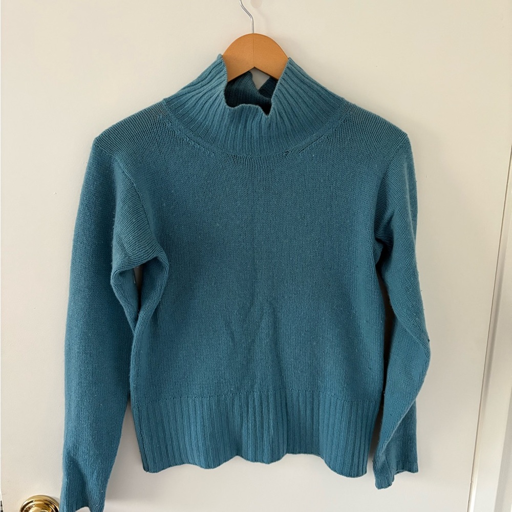 Marni Butter Soft Cashmere Funnel Neck Snug size 10. Gently worn.
